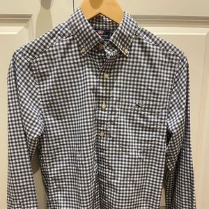 Vineyard Vines Men’s Performance Shirt (XS)